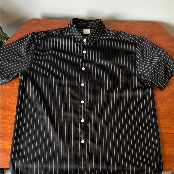 Hardaddy Black Pinstripe Men's Short Sleeve Button Up Hawaiian Men’s Blouse - Picture 5 of 13